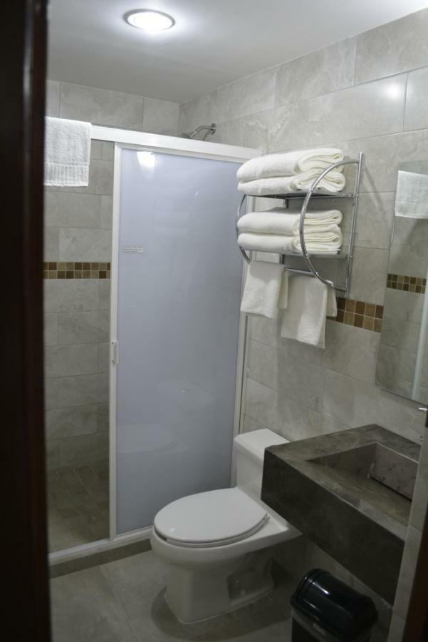 Suites Bajio ليون المظهر الخارجي الصورة